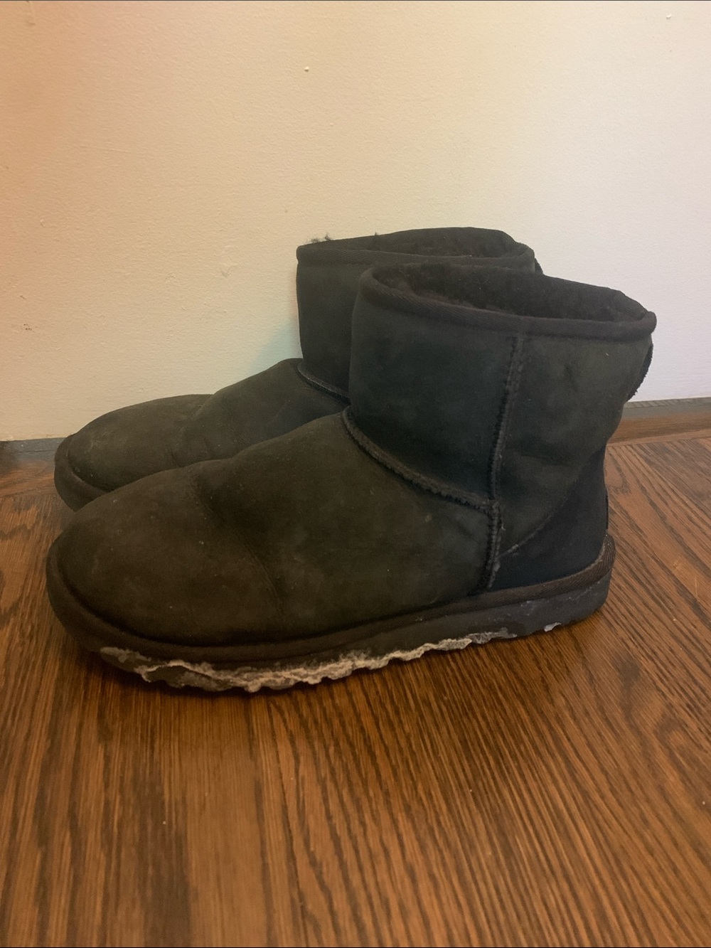 UGG Short Boots 🥾